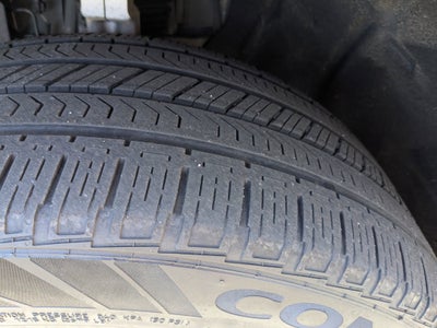 2024 Land Rover Defender X-Dynamic SE