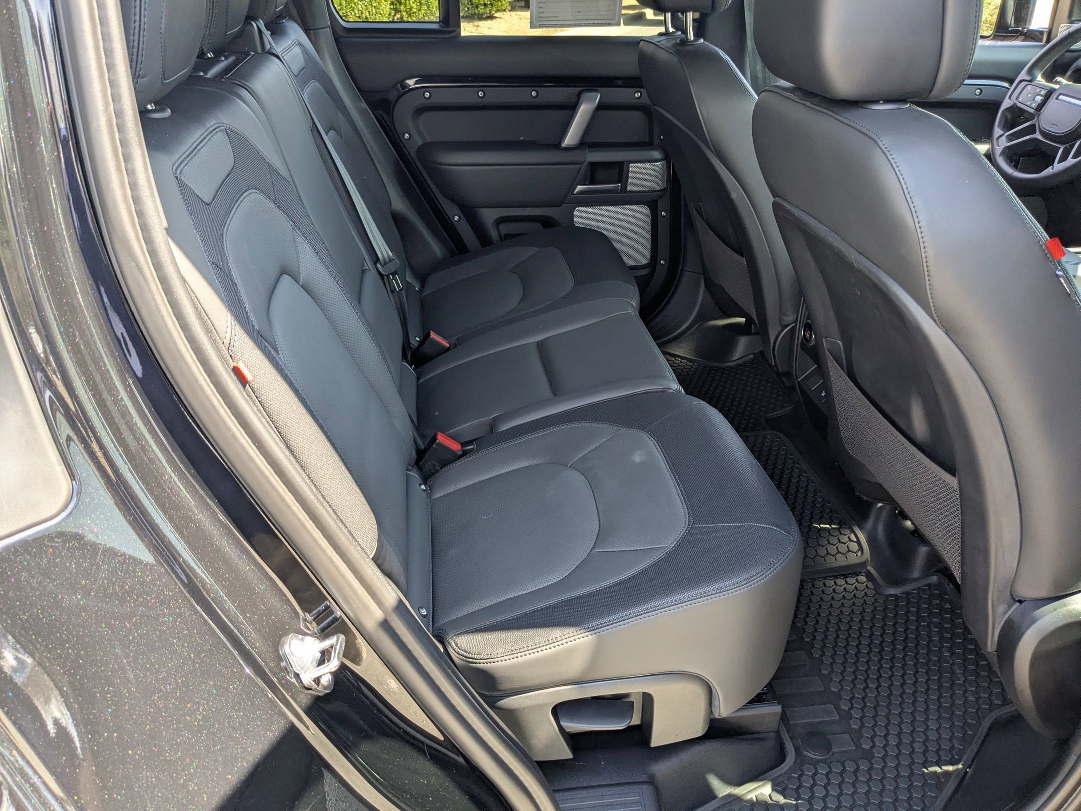 2024 Land Rover Defender X-Dynamic SE