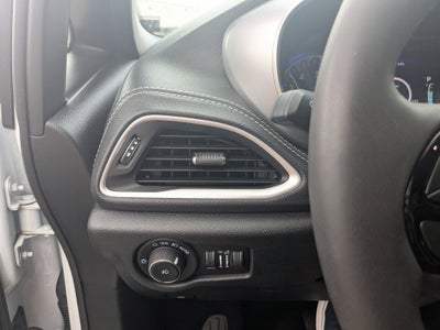 2023 Chrysler Pacifica Touring