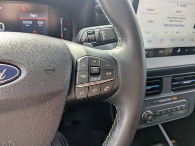 2025 Ford Maverick Lobo Standard