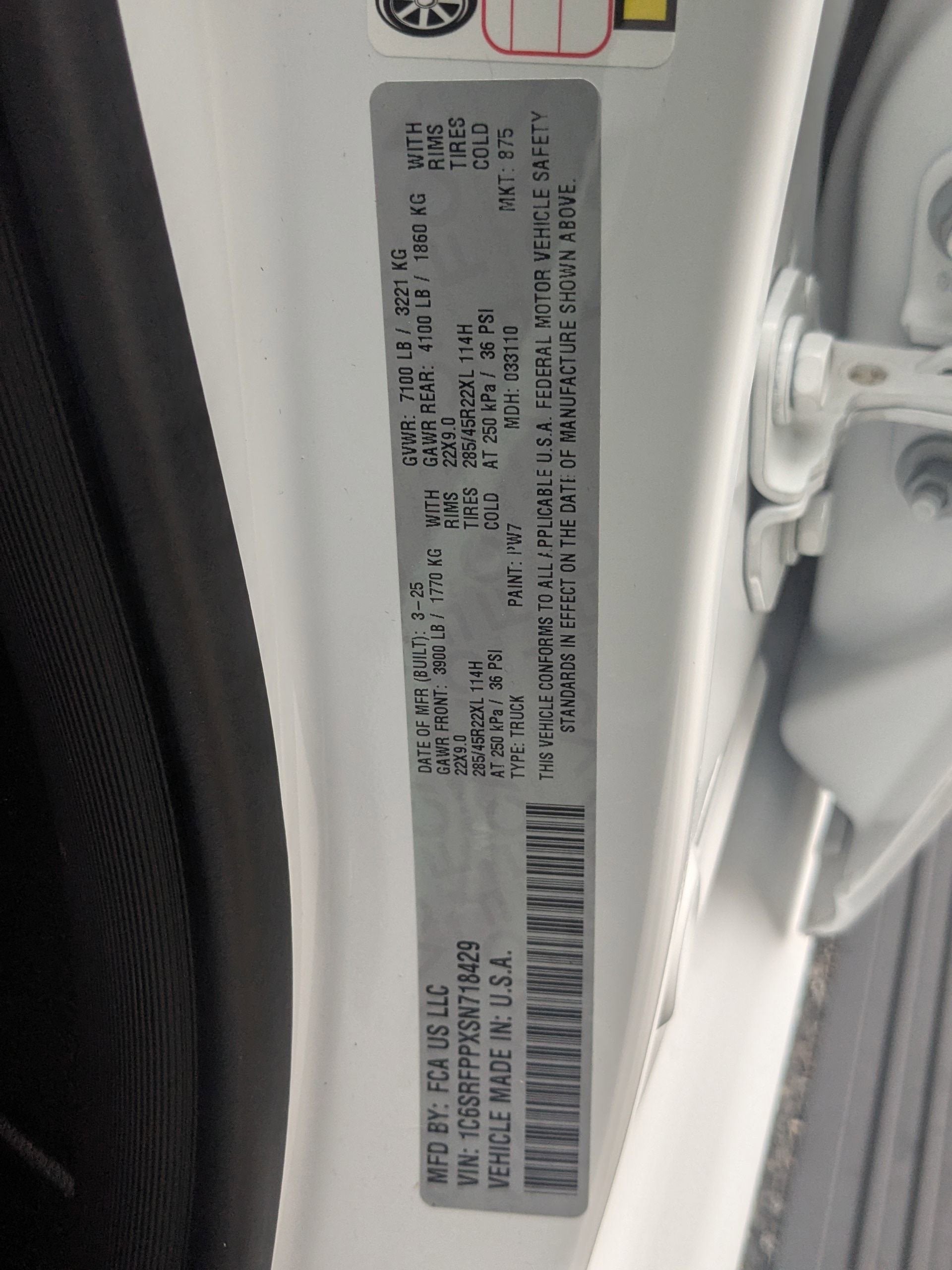 2025 RAM 1500 Limited