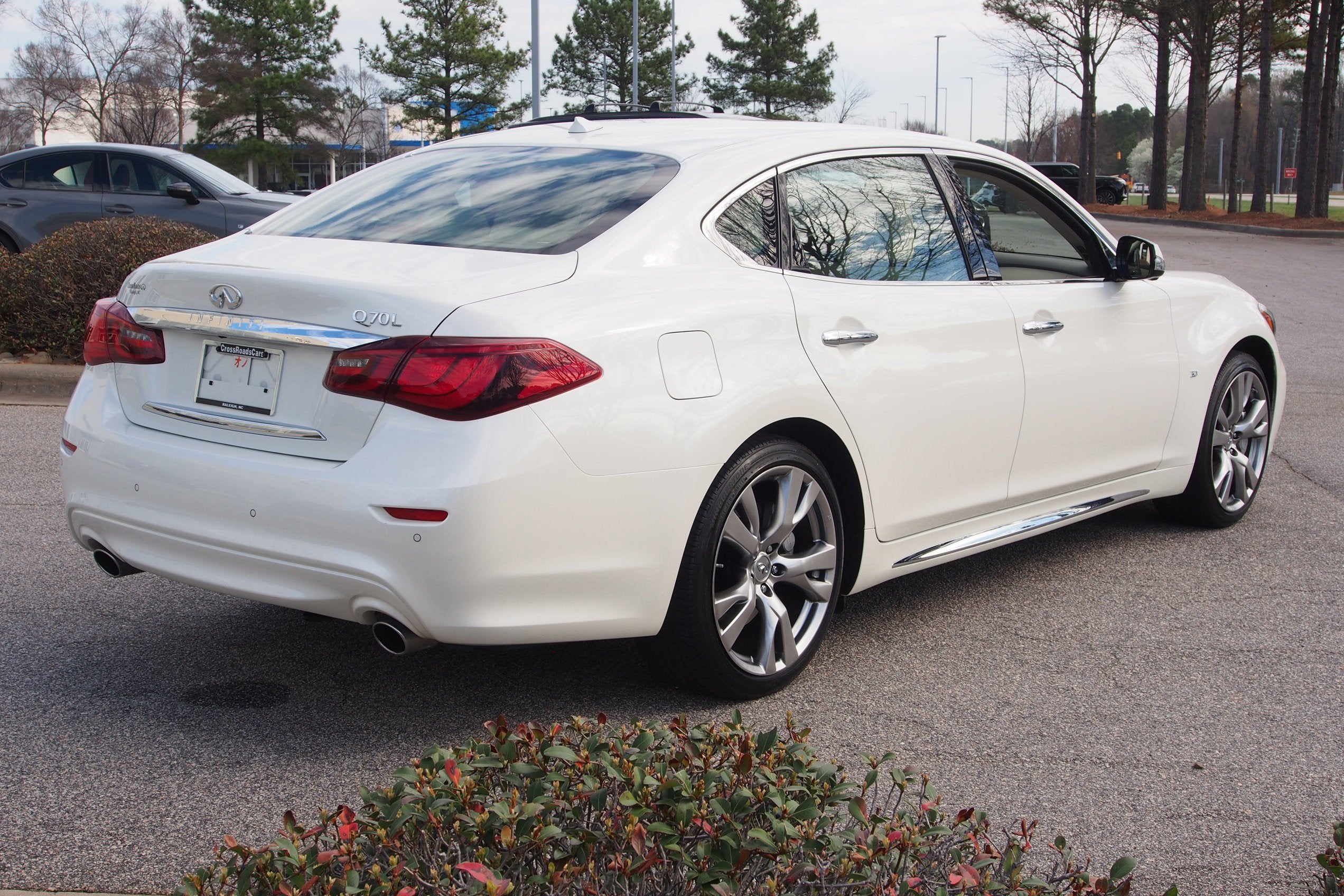 2019 INFINITI Q70L 3.7 LUXE