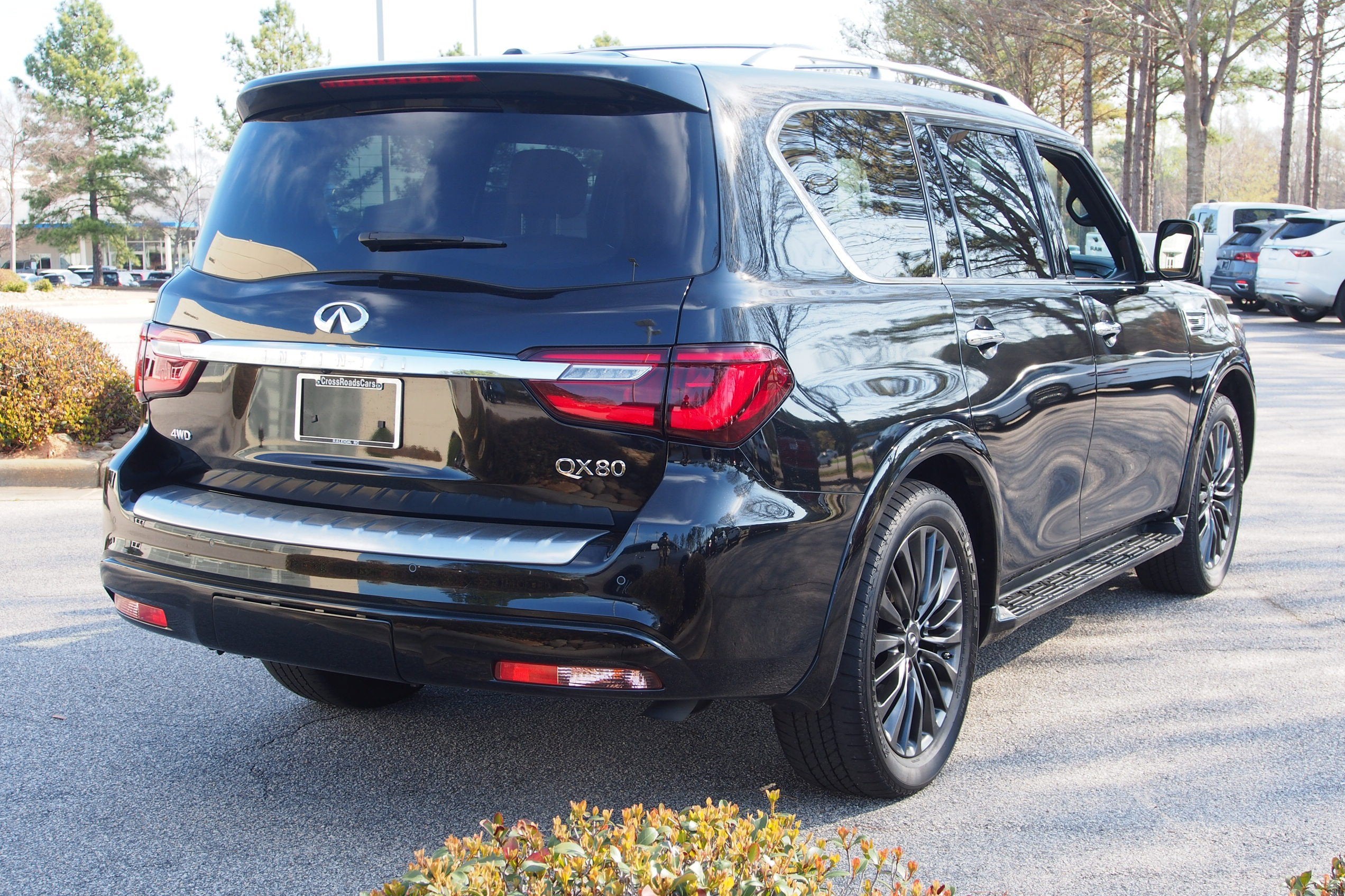 2024 INFINITI QX80 SENSORY