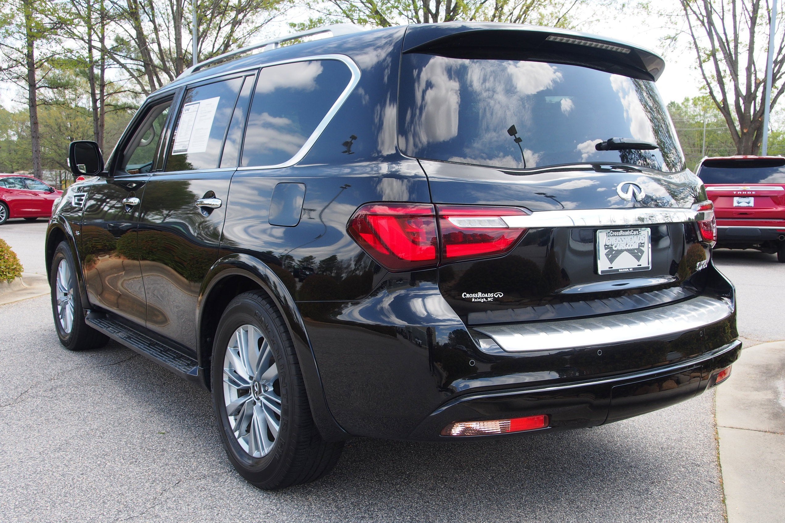 2019 INFINITI QX80 LUXE