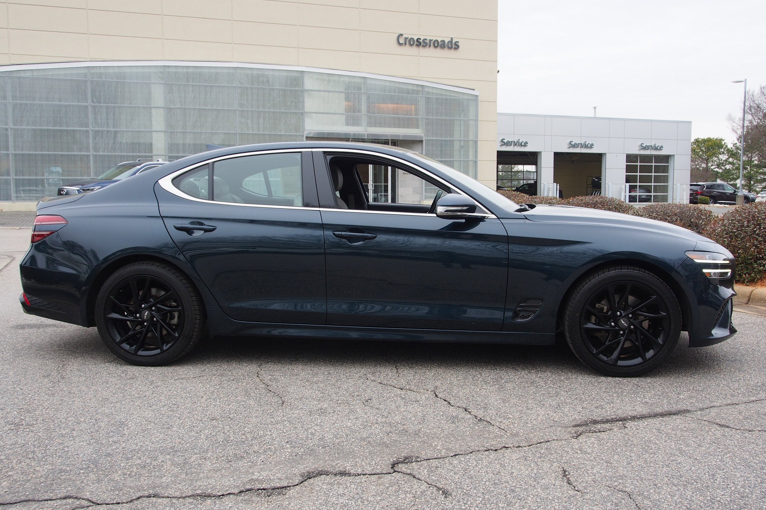 2022 Genesis G70 2.0T