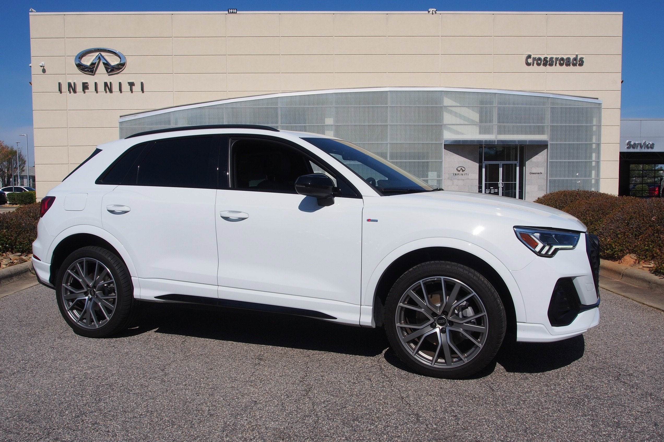 2025 Audi Q3 S line Premium Plus