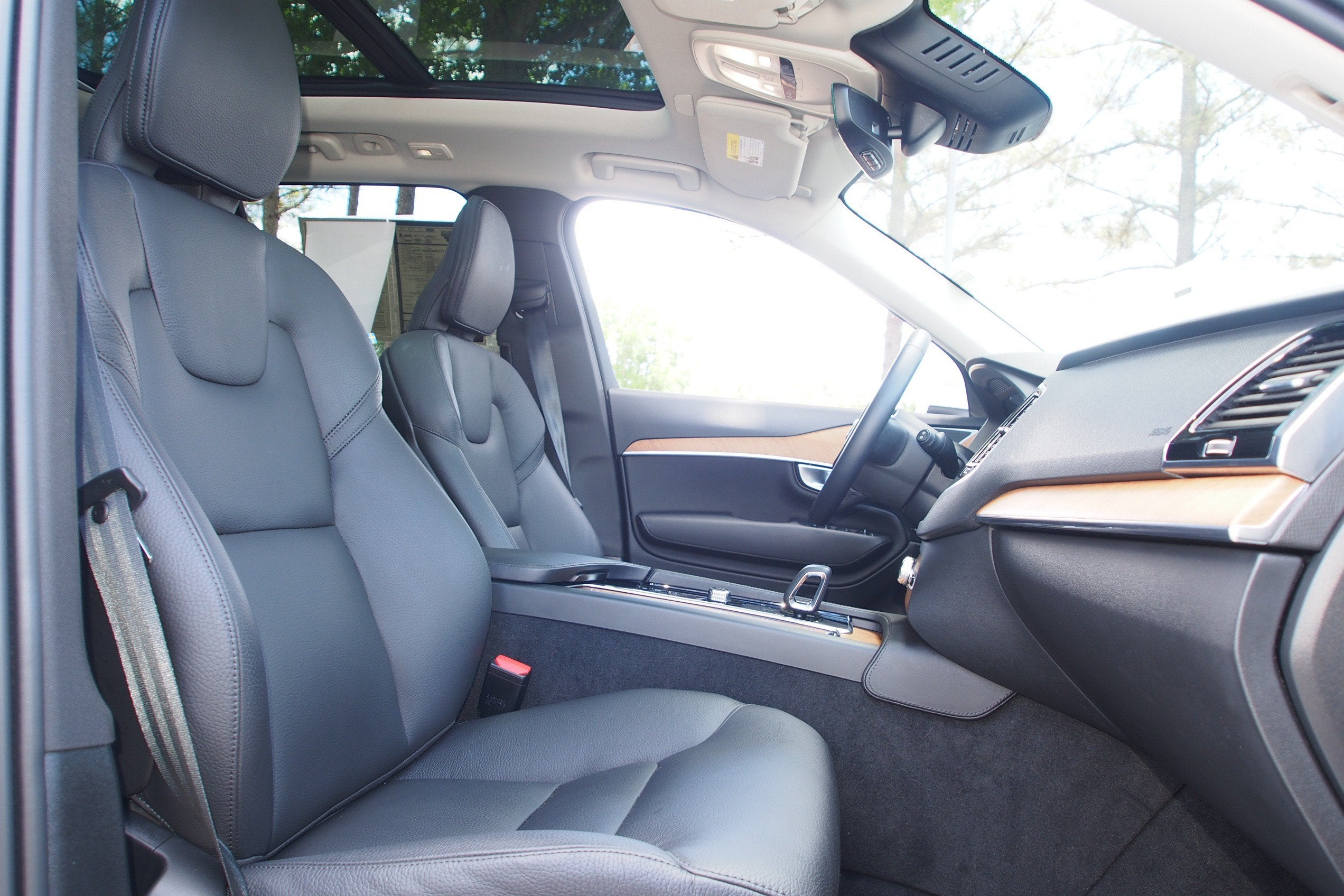 2024 Volvo XC90 Plus Bright Theme