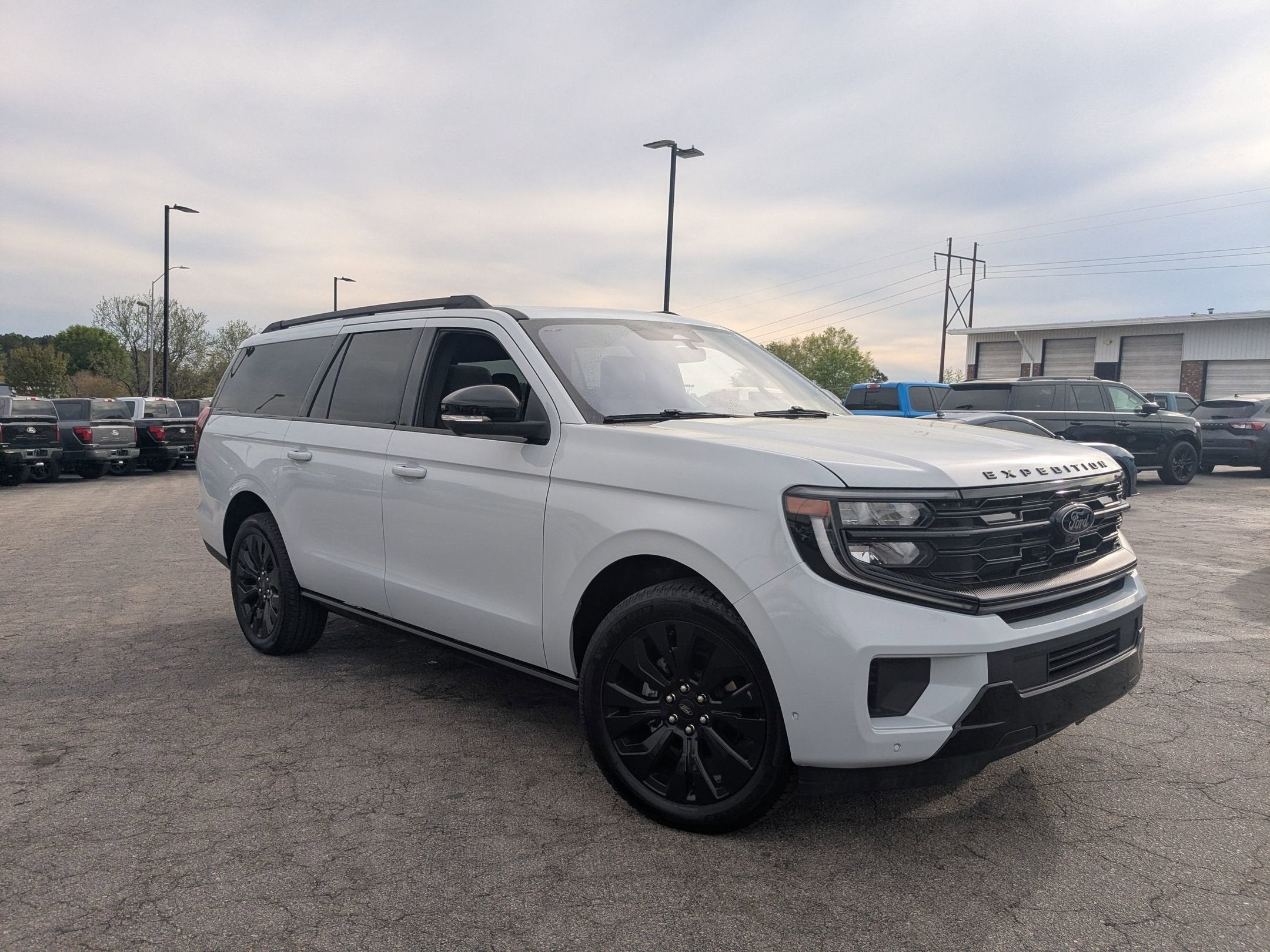 2025 Ford Expedition Max Platinum