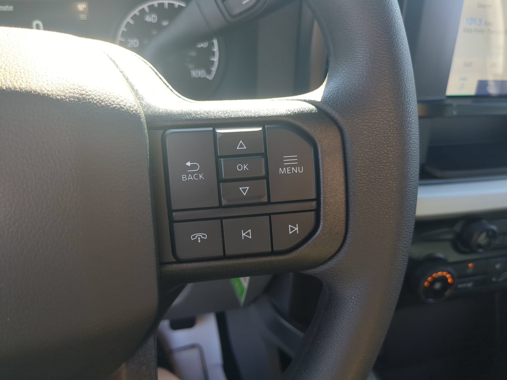 2027 Ford Super Duty F-250 SRW F-250® XLT