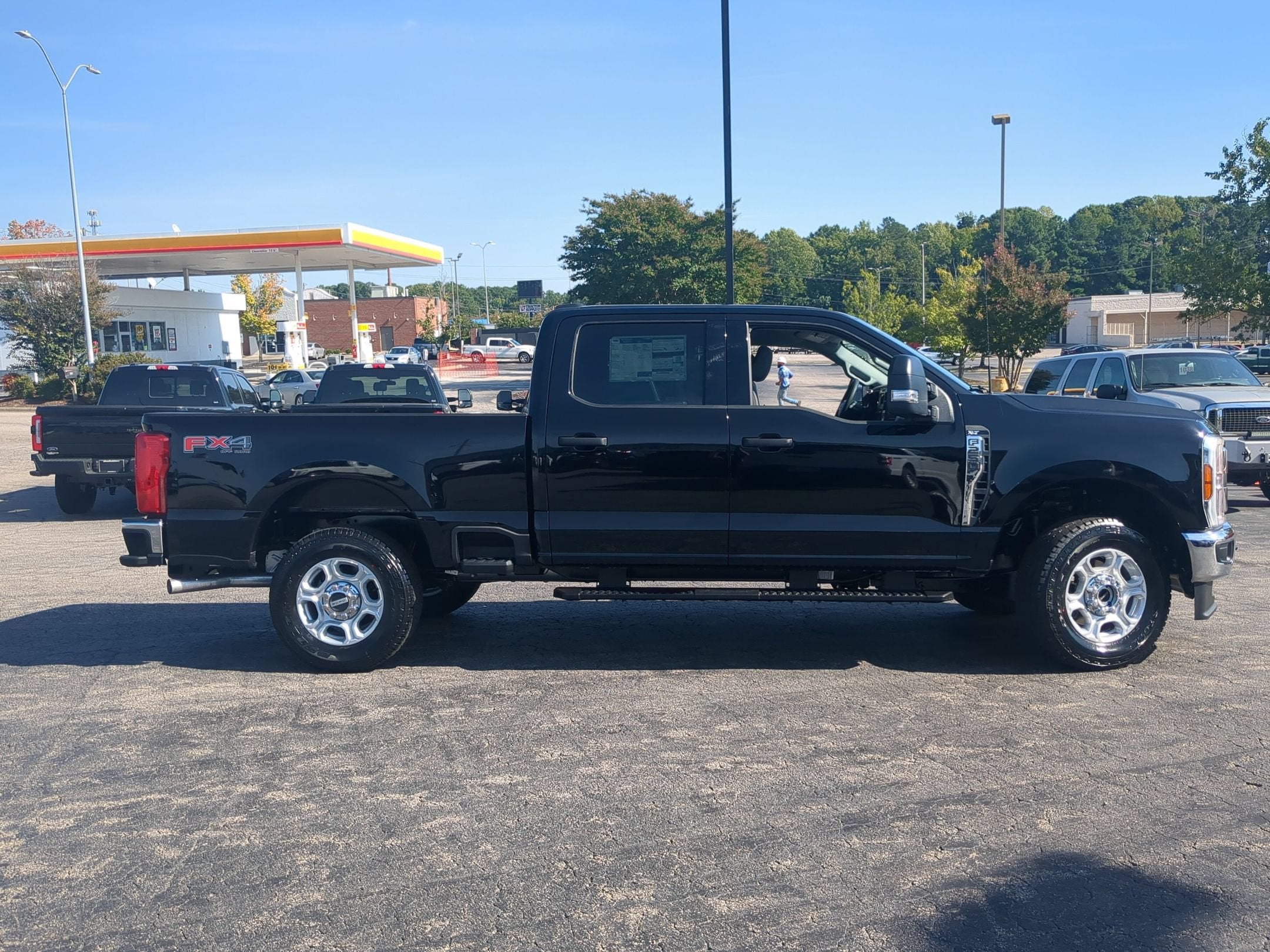 2027 Ford Super Duty F-250 SRW F-250® XLT