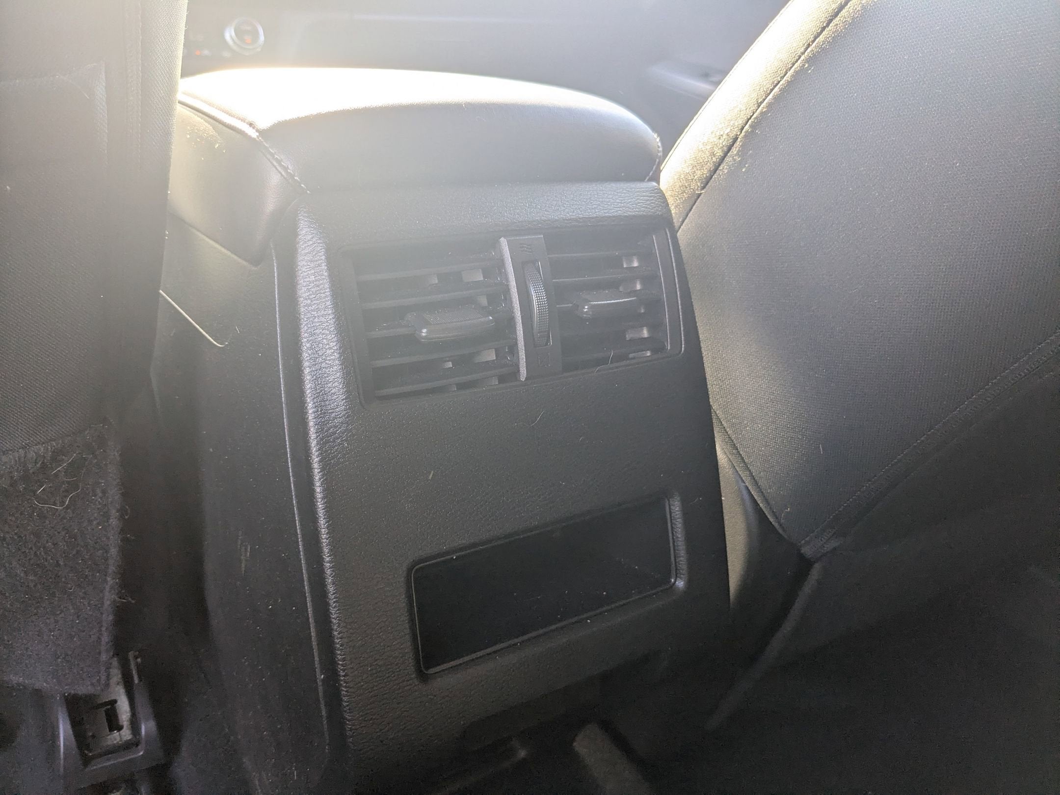 2024 Mitsubishi Outlander ES