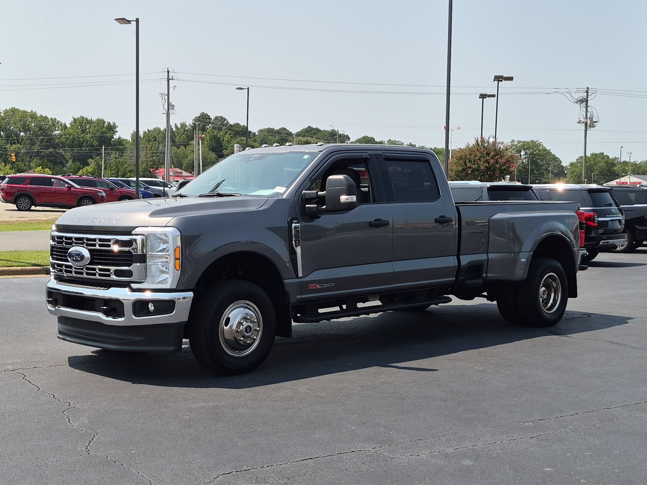 2025 Ford Super Duty F-350 DRW XLT
