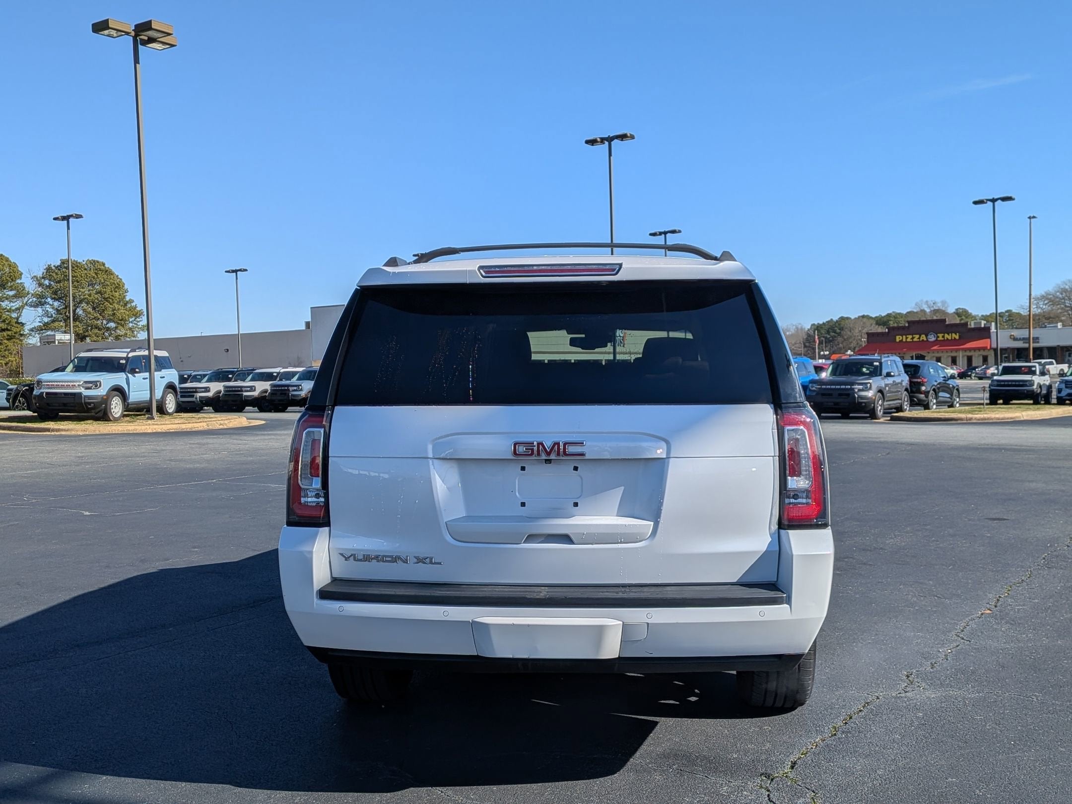 2017 GMC Yukon XL SLT