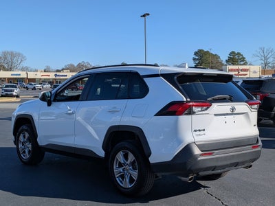 2022 Toyota RAV4 XLE