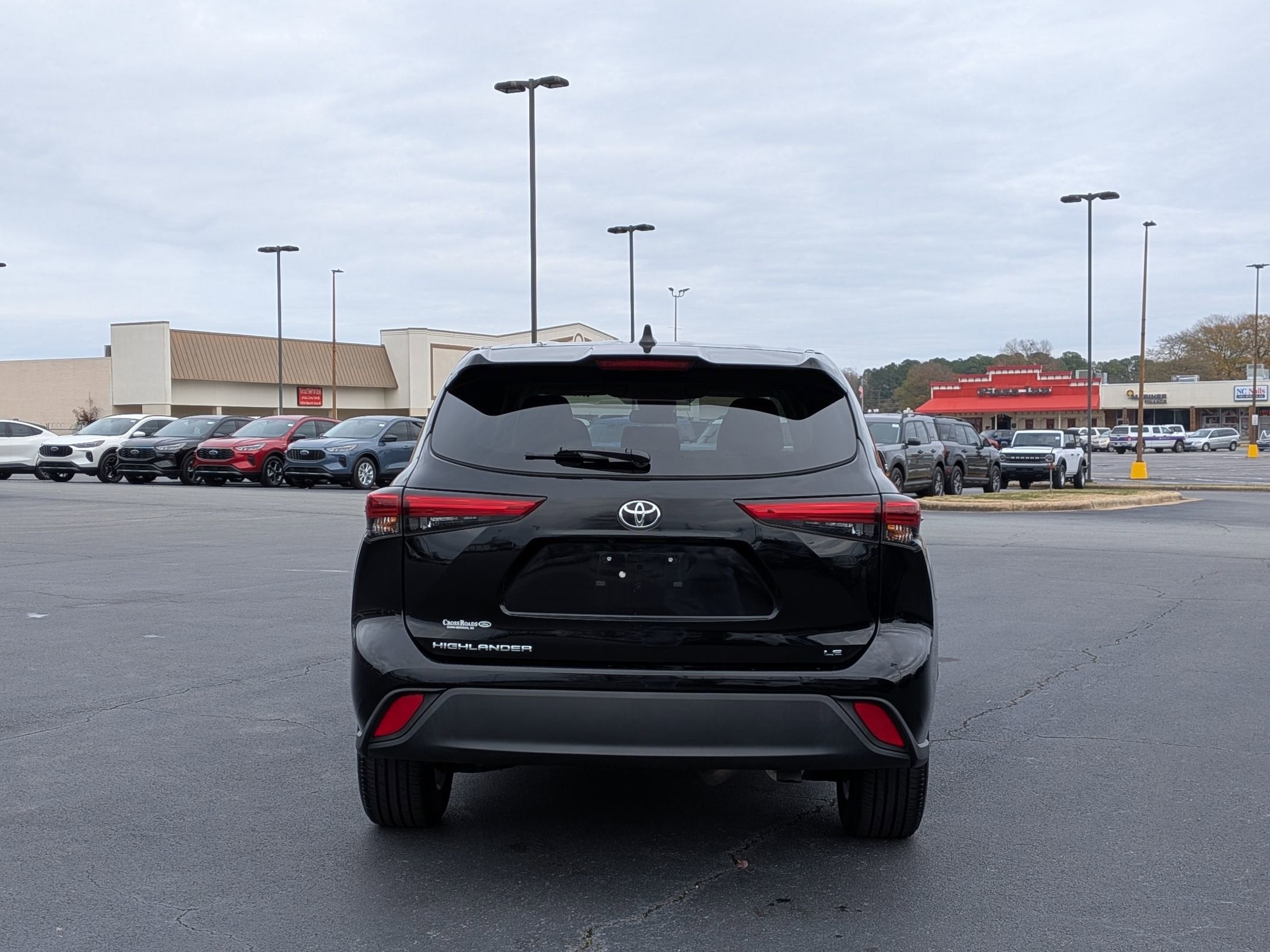 2023 Toyota Highlander LE