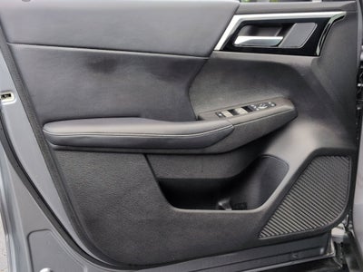 2023 Mitsubishi Outlander SE