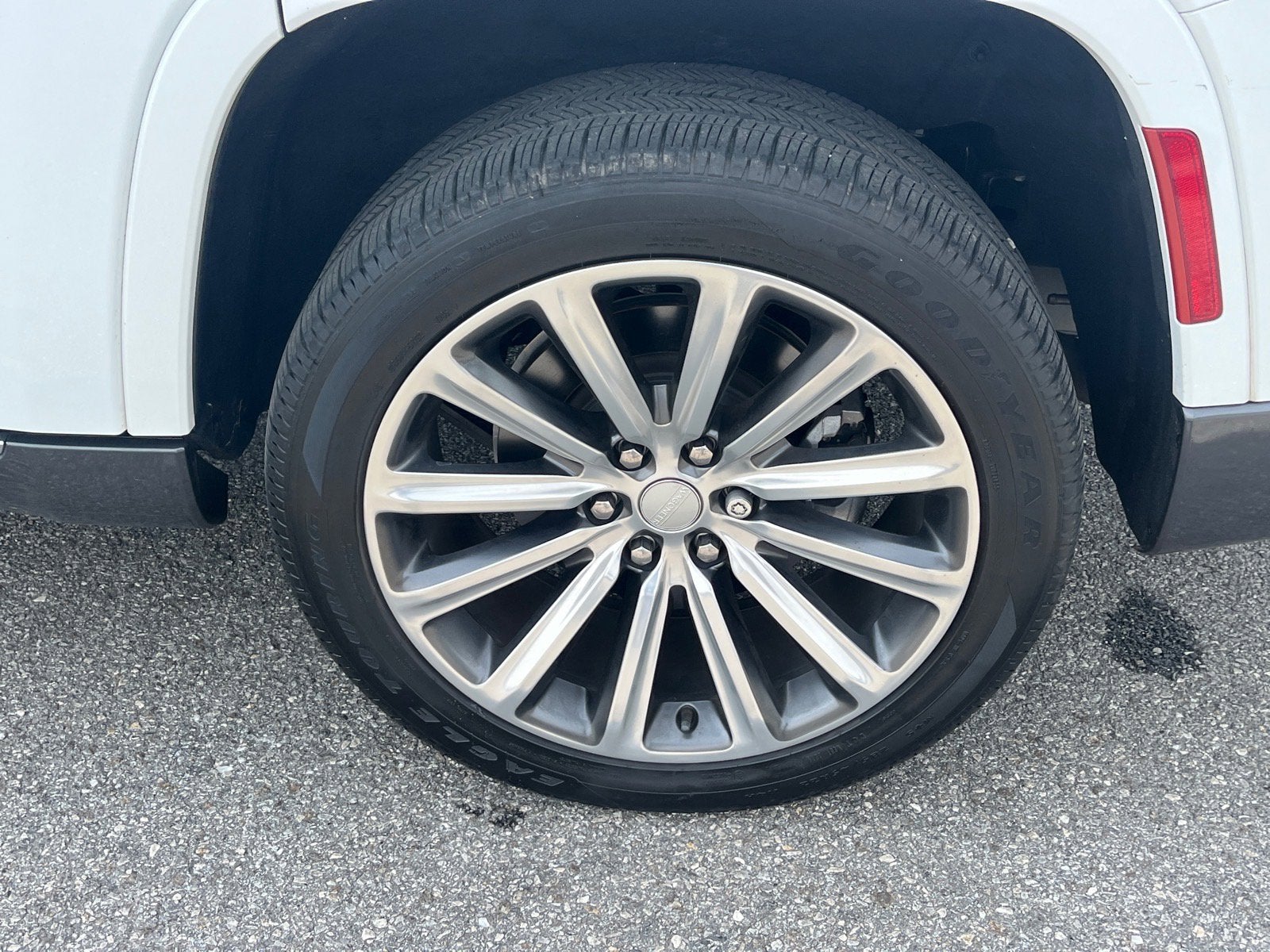 2022 Jeep Grand Wagoneer Series II