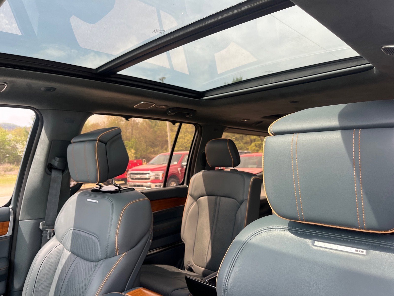 2022 Jeep Grand Wagoneer Series II